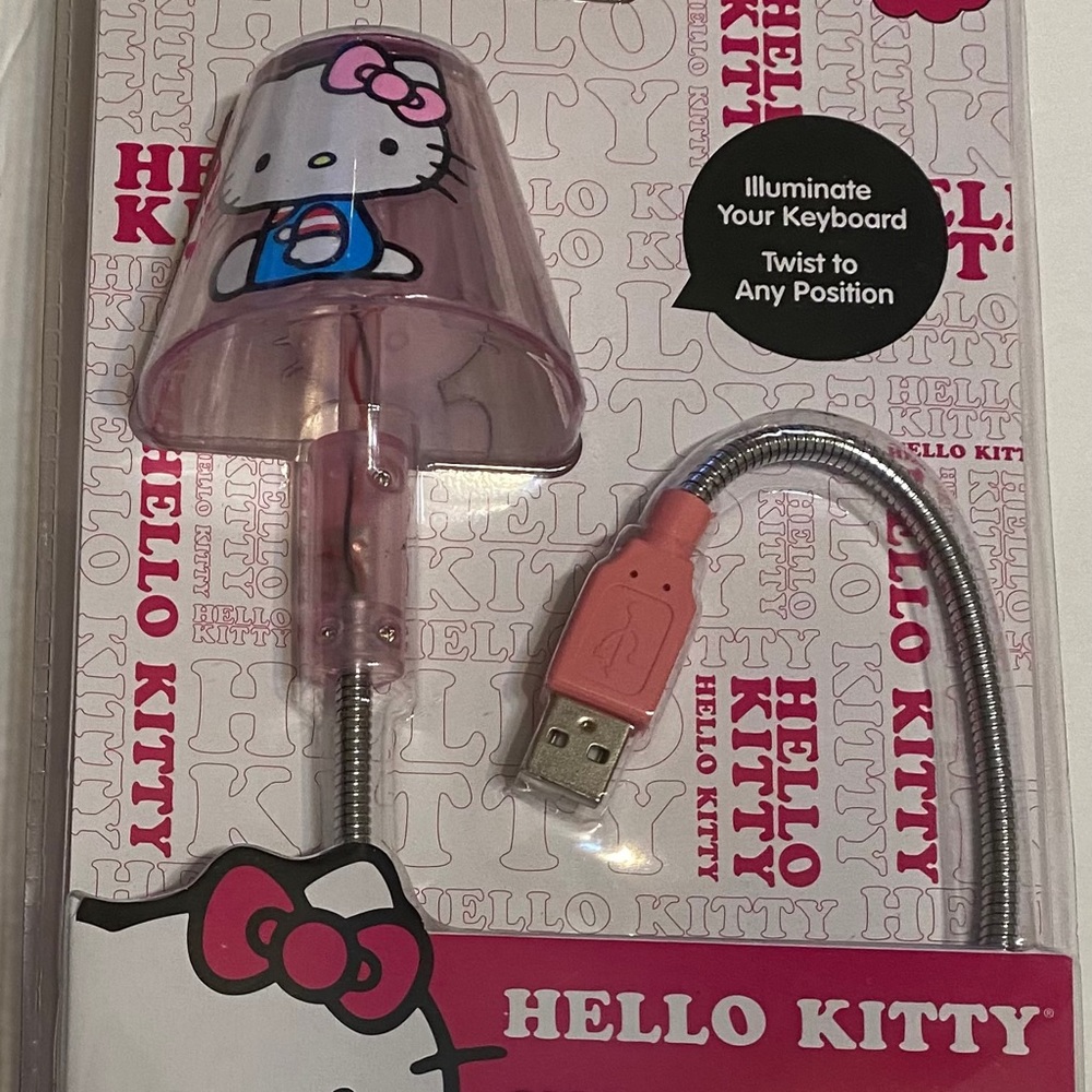 HELLO KITTY USB LAPTOP LAMP TWIST TO ANY POSITION!